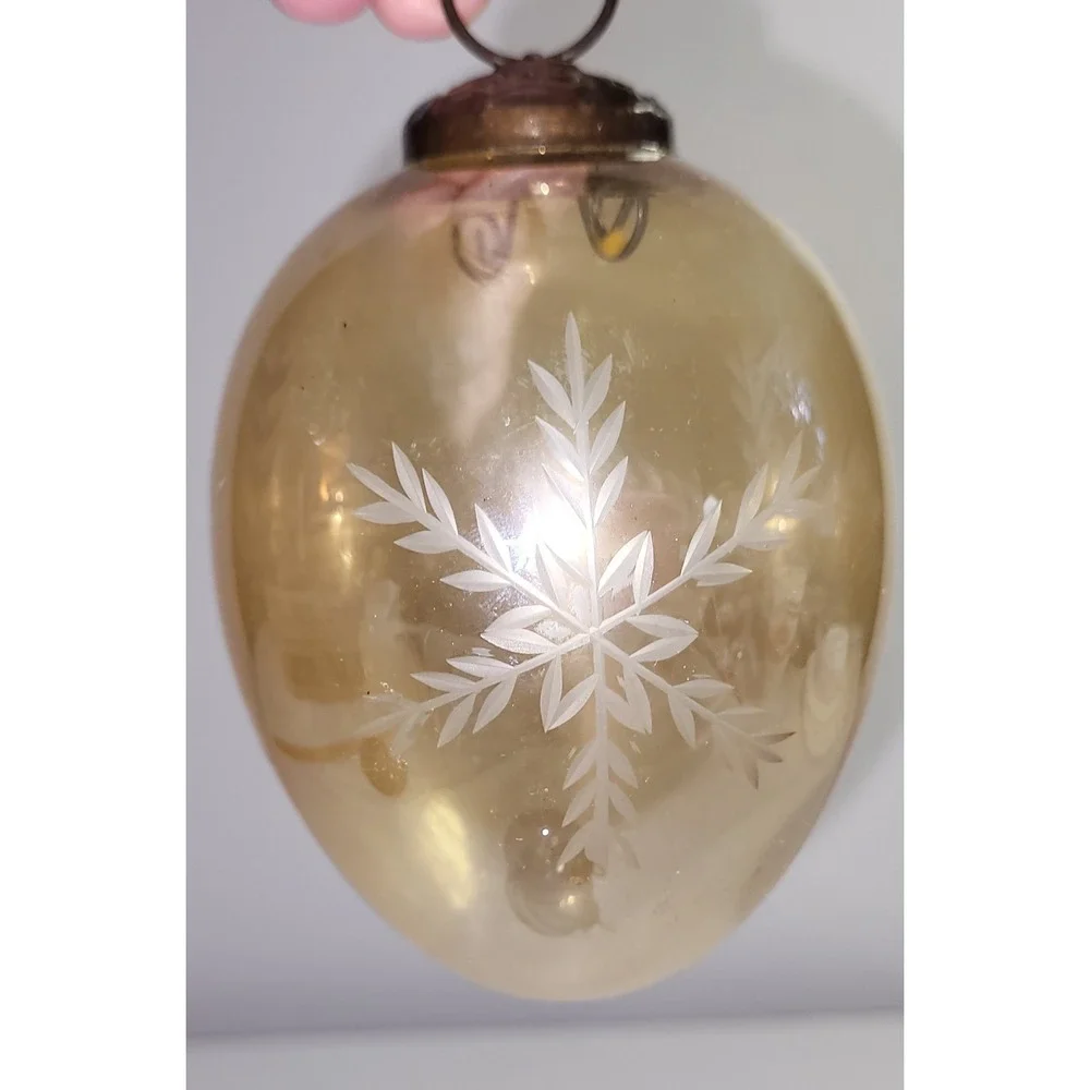 Vintage Hand‑Blown Glass Christmas Ornaments Etched Snowflake German/Czech MCM